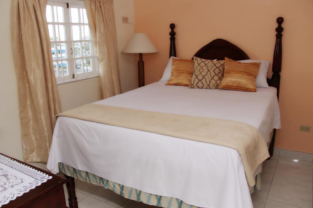 Central Oaklands Kingston Apt Bagian luar foto