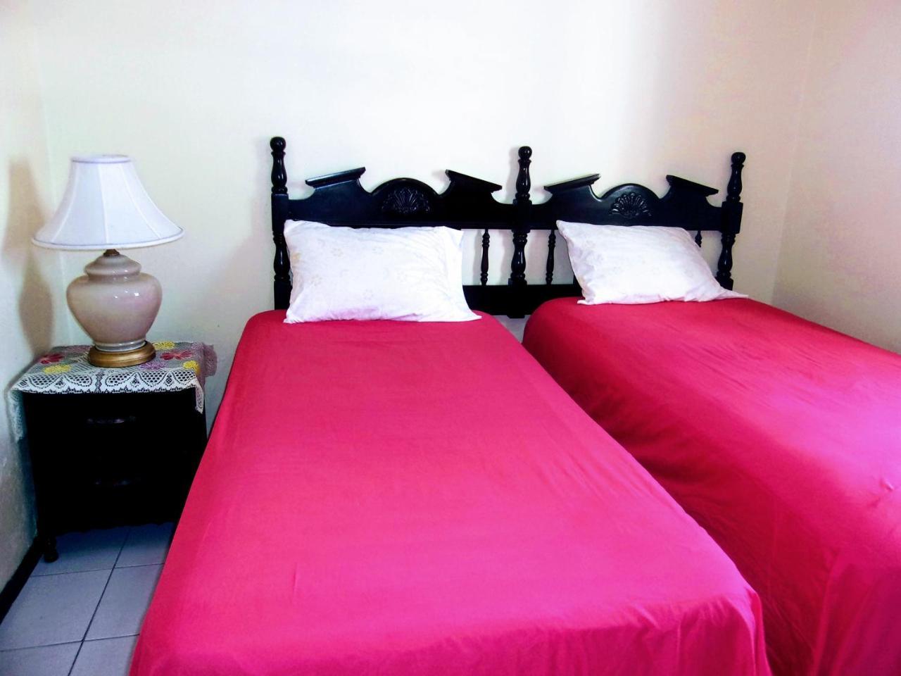 Central Oaklands Kingston Apt Bagian luar foto